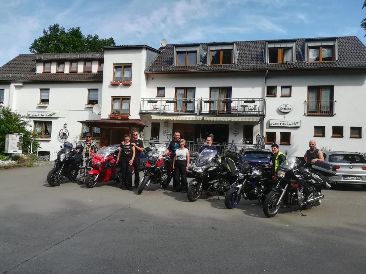Waldpension Zum Felsenkeller Lichtenfels-Sachsenberg Bagian luar foto